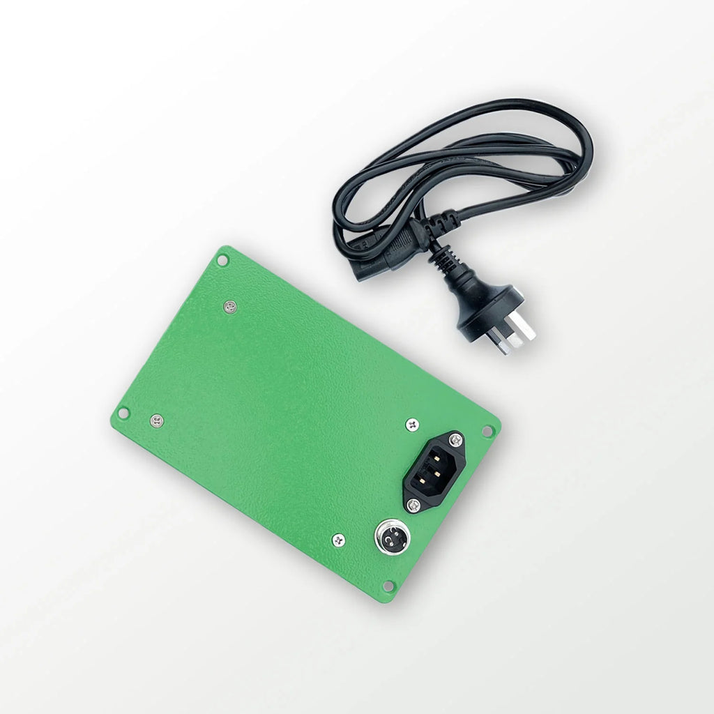 mains-power-3-OPT_1024x1024.webp?v=1701874959